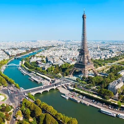 Île de la Cité, the Old Town of Paris Private Guided Tour 4
