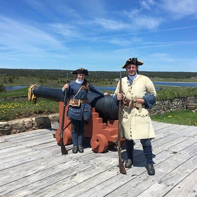 Black Wood Tours: Fortress of Louisbourg Tour 5