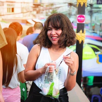 Amphawa Boat Ride & Railway Market: Multi-Lang Private Tour