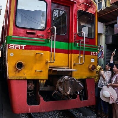 Visit of the fisher man village of Home Krateng from Bangkok with your private English-speaking guide 2