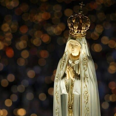 Full-day Private Tour: Fátima Sanctuary, Batalha, Nazaré, Óbidos 2
