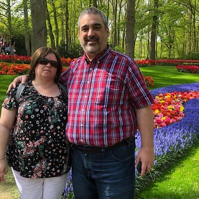 Keukenhof, Tulip Farm, Flower Fields & Zaanse Schans Windmills 4
