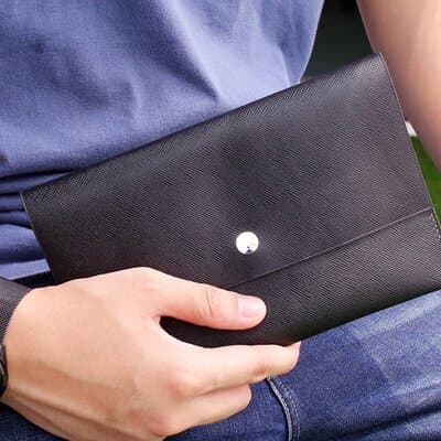 Enjoy & Learn - Making a Custom Clutch Bag in Leather Studio 2