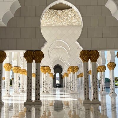 Premium Private Abu Dhabi Grand Mosque Tour from Dubai 4