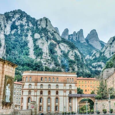 Enjoy Montserrat Morning Tour - Barcelona 3