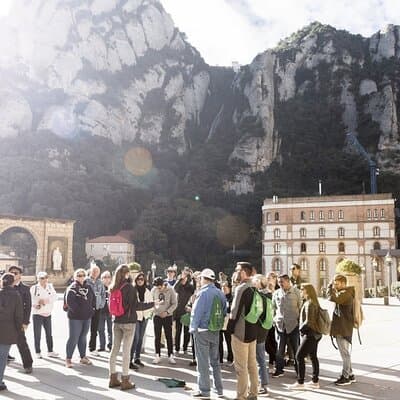 Enjoy Montserrat Morning Tour - Barcelona 4
