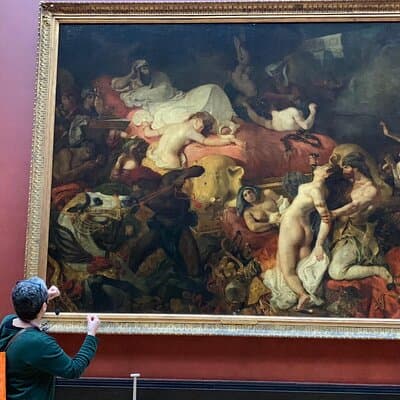 A Private Visit to the Louvre Museum 3