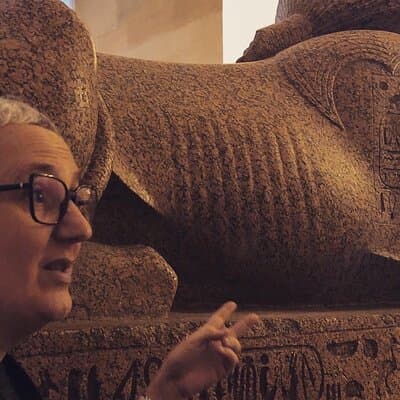 A Private Visit to the Louvre Museum 5