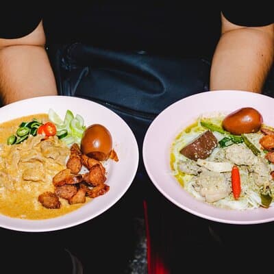 Bangkok Backstreets Food Tour with 15+ Tastings 5