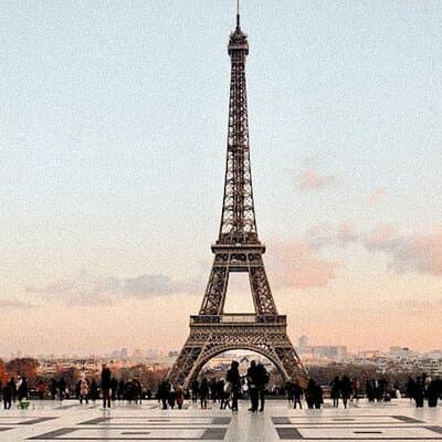 Secrets of Paris Tour in a Vintage Open-Top French Car Citroen DS 2