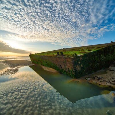 Normandy D-Day Semi-Private Tour from Paris with Hotel Pickup