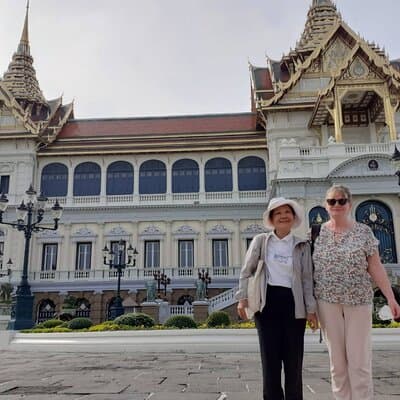 Grand Palace & Temples of Bangkok with experienced guide 5