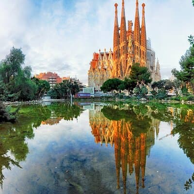 Private Roman and Medieval Walking Tour in Barcelona 3