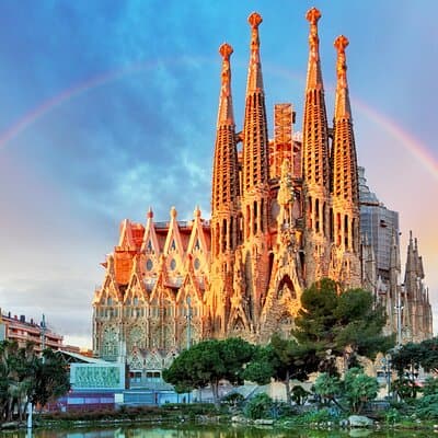 Private Roman and Medieval Walking Tour in Barcelona 4