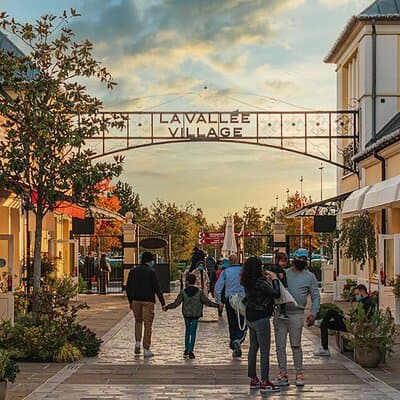 La Vallée Village-Parisian Chic Outlet Shopping Spot-Private Trip