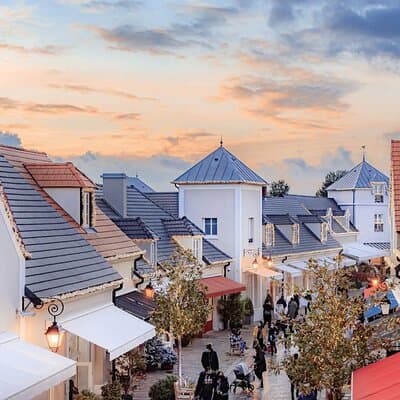 Shopping day at La Vallée Village from Paris 3
