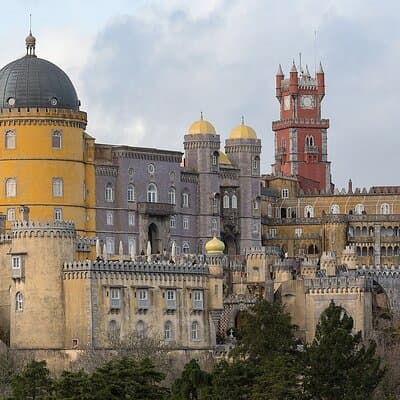 Full-Day Private Tour Sintra and Cascais with Pick Up 3