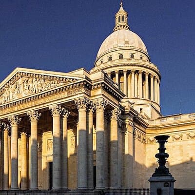 All of Paris Tour in a Vintage Open-Top French Car Citroen DS 5