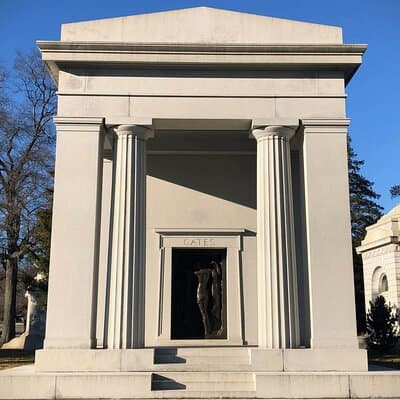Woodlawn Cemetery: A Self-Guided Audio Tour of Gilded Age Art and Architecture 2