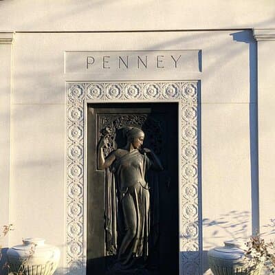 Woodlawn Cemetery: A Self-Guided Audio Tour of Gilded Age Art and Architecture 3