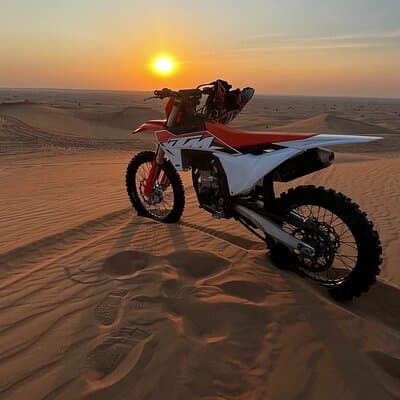 1-Hour KTM 450CC Dirt bike Desert Adventure Tours in Dubai 4