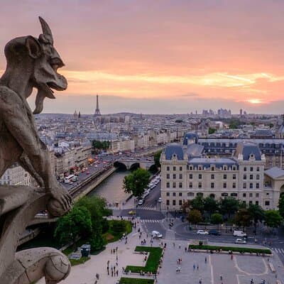 Explore Paris in 90 minutes with a Local 3