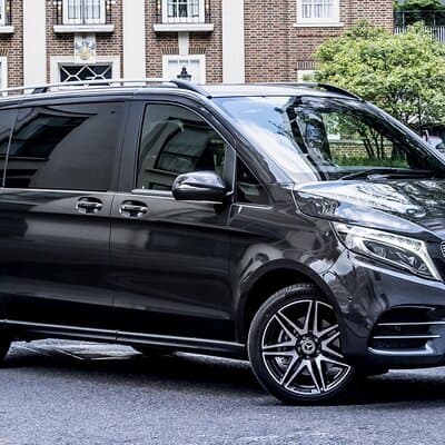 Private Transfer: Paris or Airport CDG to Bruges by Luxury Van 2