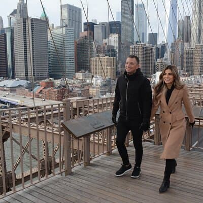 Private Brooklyn Bridge & DUMBO Photoshoot with Pro Photographer 4
