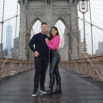 Private Brooklyn Bridge & DUMBO Photoshoot with Pro Photographer 5