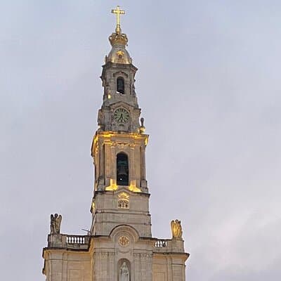 Private Tour from Lisbon to Fatima Nazare and Obidos 4