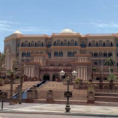 Private Abu Dhabi City Tour with Emirates Palace, Grand Mosque 3