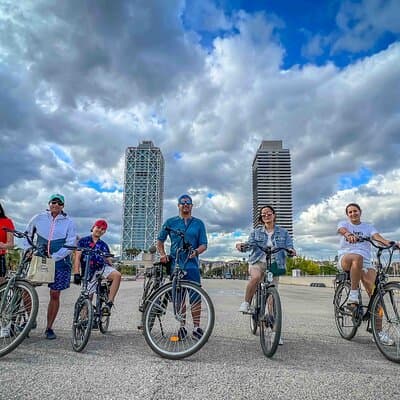 Private Barcelona E-Bike Experience with Iconic Photo Stops 5