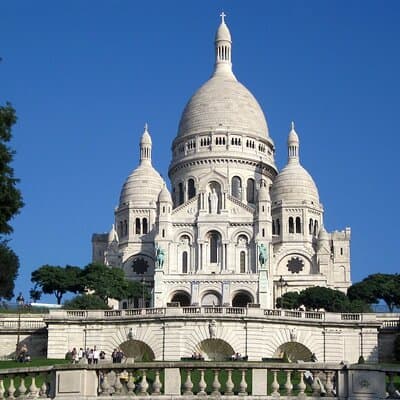 Paris: Montmartre Semi-Private Guided Walking Tour
