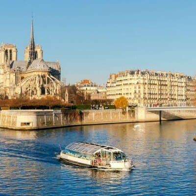 VIP Paris in a Day: Montmartre, Louvre, Île de la Cité, Cruise 4