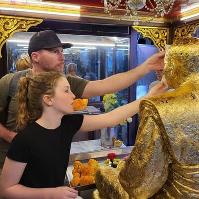Giant Buddha and Bangkok Local Tour 5