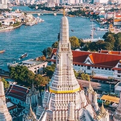 Private Bangkok Three Temples and Grand Palace Tour 3