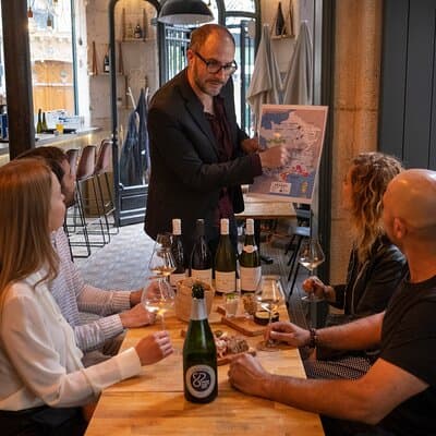 Paris Wine Tasting Experience in Montmartre