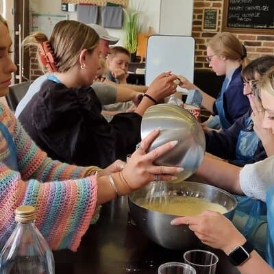 Private Galette & Crêpe Cooking Class + Host table diner 3