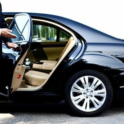 One-way Private transfer from Dubai Airport 3