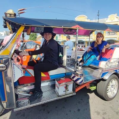 Private Custom Tour with a Local Guide