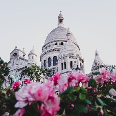 Paris: Montmartre & Sacré Coeur Private Walking Tour 4