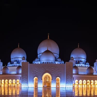 Abu Dhabi City Tour with Gold Coffee: A Taste of Luxury & Culture 2