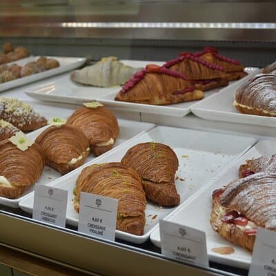 Barcelona Cultural Walking Tour with Food & Wine Tasting 3