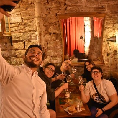 Barcelona Cultural Walking Tour with Food & Wine Tasting