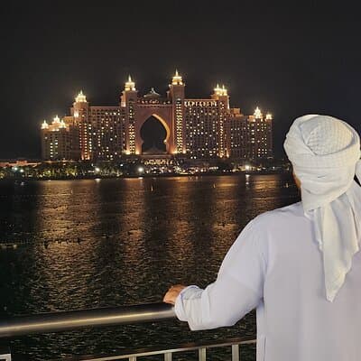 Dubai after Dark City Highlights with Dinner, Guide and Transfer