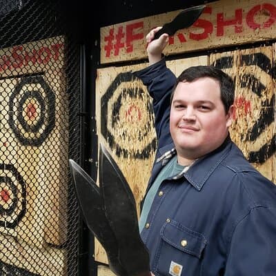1 Hr Syracuse Axe Throwing 2
