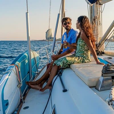Private sailboat tour Naval Roo400