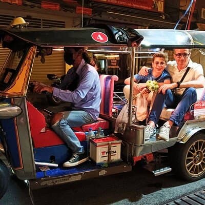 Tuk Tuk Tour Bangkok by Nighttime Sightseeing 2