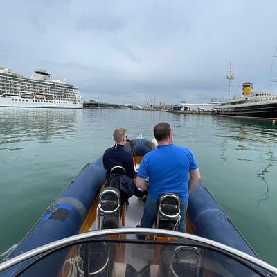 Private One Hour Powerboat trip with lots of high speed fun 2