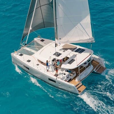 4H Private Vip Catamaran Tour with Swim Up to 18 people 2